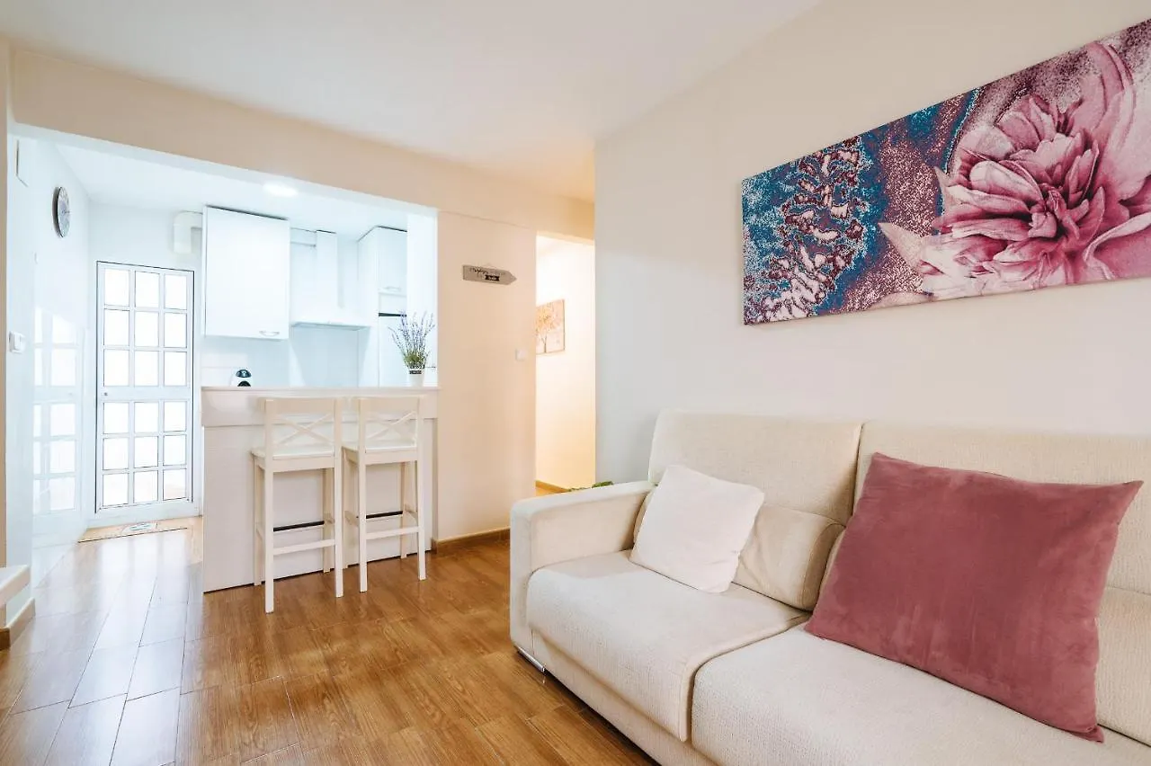 Apartment Ixte Alameda Plaza 3 Habitaciones Seville Spain
