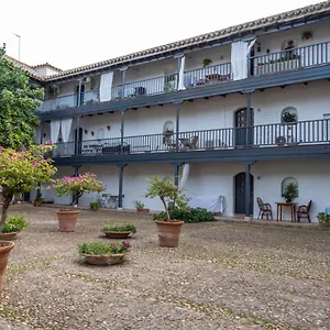  Appartement En Monumento Historico Nacional Corral Del Conde-duque De Olivares